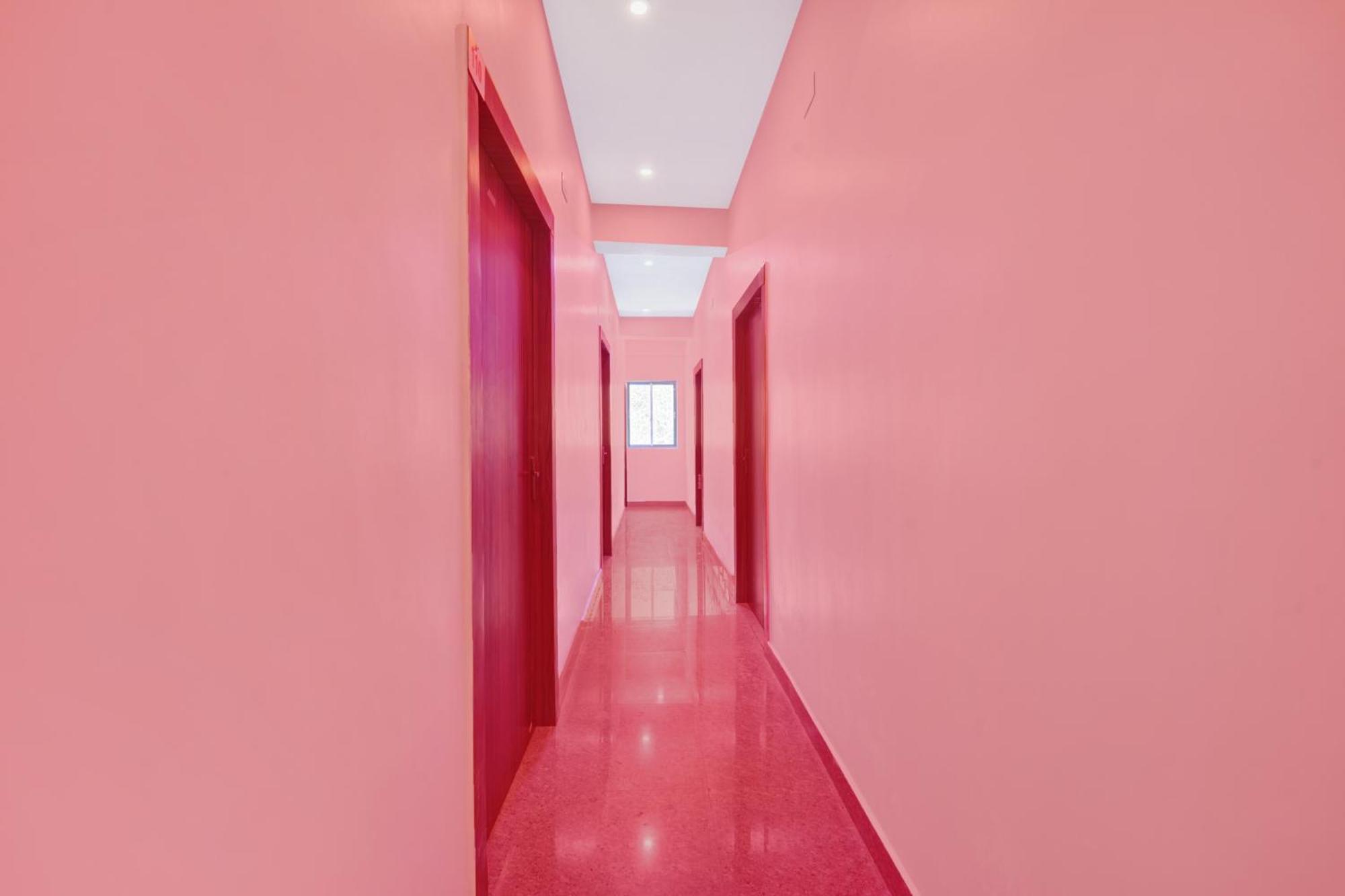 Rājgīr Hotel O Radha Rani Hotel מראה חיצוני תמונה
