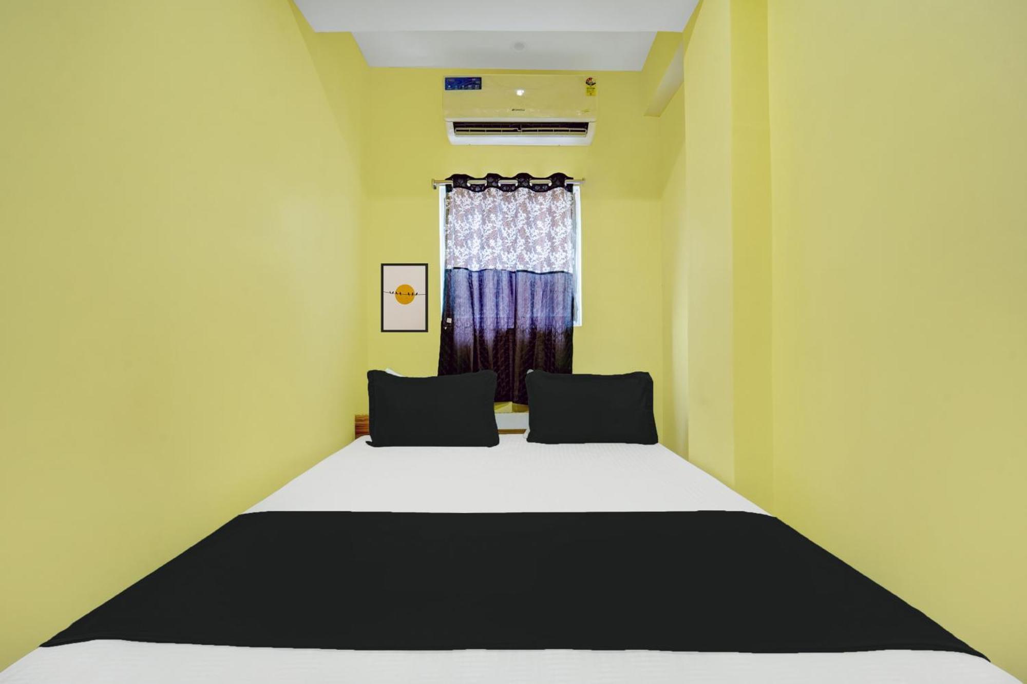 Rājgīr Hotel O Radha Rani Hotel מראה חיצוני תמונה